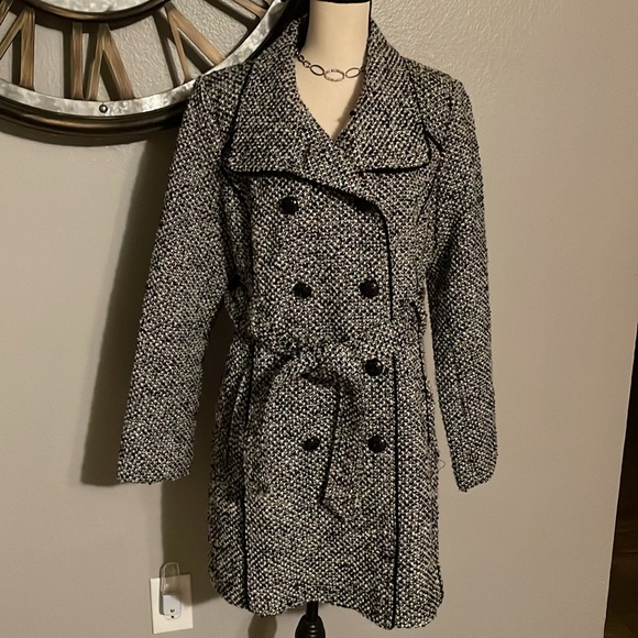 GUESS LOS ANGELES PEACOAT BELTED BLEND WOOL COAT. - Picture 5 of 11